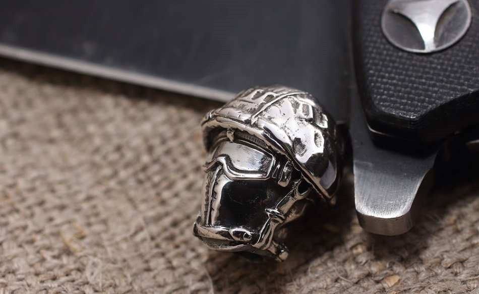 Бусина Mr.Blade Боец серебро Бусина Mr.Blade Боец серебро