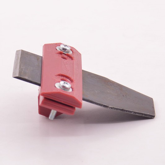 Держатель стамесок и ножей рубанков для точилки ЖУК Держатель стамесок и ножей рубанков для точилки ЖУК