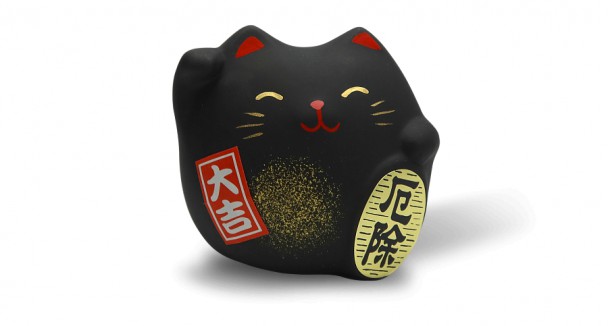 Кот манеки неко Hatamoto MK-01, 5см, ручная работа, черный, (made in Japan) Кот манеки неко Hatamoto MK-01, 5см, ручная работа, черный, (made in Japan)