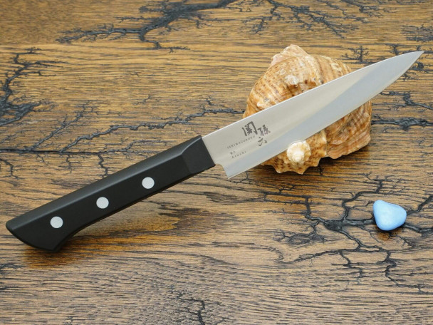 Кухонный нож KAI Azuchi Petty AE-5144, нержавеющая сталь 420НС, лезвие 12 см. Кухонный нож KAI Azuchi Petty AE-5144, нержавеющая сталь 420НС, лезвие 12 см.