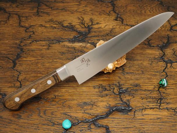 Кухонный нож KAI Benifuji Gyuto AB-5442, нержавеющая сталь DSR1K6, лезвие 24 см. Кухонный нож KAI Benifuji Gyuto AB-5442, нержавеющая сталь DSR1K6, лезвие 24 см.