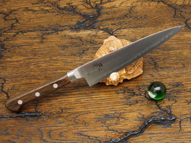 Кухонный нож KAI Mokuren Petty AE-5159, композитная нержавеющая сталь, лезвие 15 см. Кухонный нож KAI Mokuren Petty AE-5159, композитная нержавеющая сталь, лезвие 15 см.