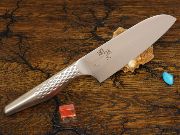 Кухонный нож KAI Shoso Santoku AB-5162, композитная высокоуглеродистая сталь, лезвие 14,5 см. Кухонный нож KAI Shoso Santoku AB-5162, композитная высокоуглеродистая сталь, лезвие 14,5 см.