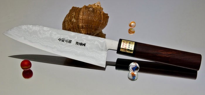 Кухонный нож Moritaka AS Damaskus Santoku KSD-170, 17 см. Кухонный нож Moritaka AS Damaskus Santoku KSD-170, 17 см.