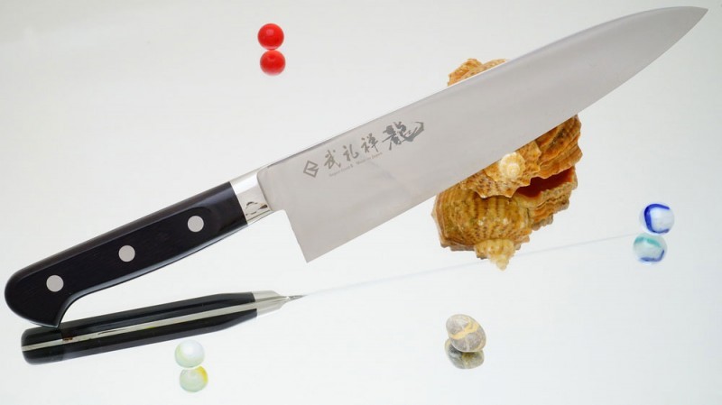 Кухонный нож RYUSEN Blazen Gyuto BZ-103, 240 мм. Кухонный нож RYUSEN Blazen Gyuto BZ-103, 240 мм.