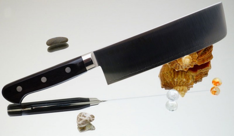 Кухонный нож RYUSEN Blazen Nakiri BZ-108, 165 мм., для овощей и шинковки Кухонный нож RYUSEN Blazen Nakiri BZ-108, 165 мм., для овощей и шинковки