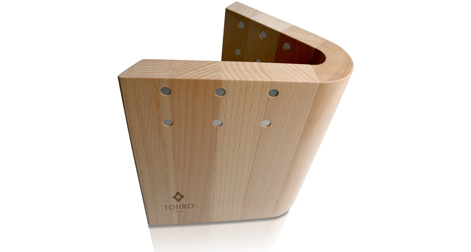 Подставка магнитная для ножей Tojiro FS-83, на 7-9 шт. Подставка магнитная для ножей Tojiro FS-83, на 7-9 шт.