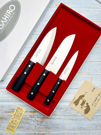 Набор из 3 кухонных ножей: Деба, Сантоку и Петти Masahiro Gift 11536, сталь Stainless Steel Набор из 3 кухонных ножей: Деба, Сантоку и Петти Masahiro Gift 11536, сталь Stainless Steel