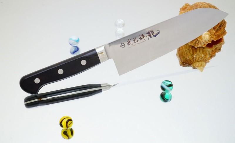 Нож Сантоку RYUSEN Blazen BZ-107, 170 мм. Нож Сантоку RYUSEN Blazen BZ-107, 170 мм.