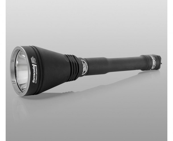 Поисковый фонарь Armytek Barracuda F03203SW (тёплый свет) Поисковый фонарь Armytek Barracuda F03203SW (тёплый свет)