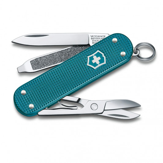 Швейцарский нож Victorinox 0.6221.242G Wild Jungle, 7 функций Швейцарский нож Victorinox 0.6221.242G Wild Jungle, 7 функций