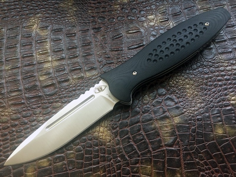 Складной нож Reptilian Вымпел, сталь 9Cr18MoV, 103 мм. Складной нож Reptilian Вымпел, сталь 9Cr18MoV, 103 мм.