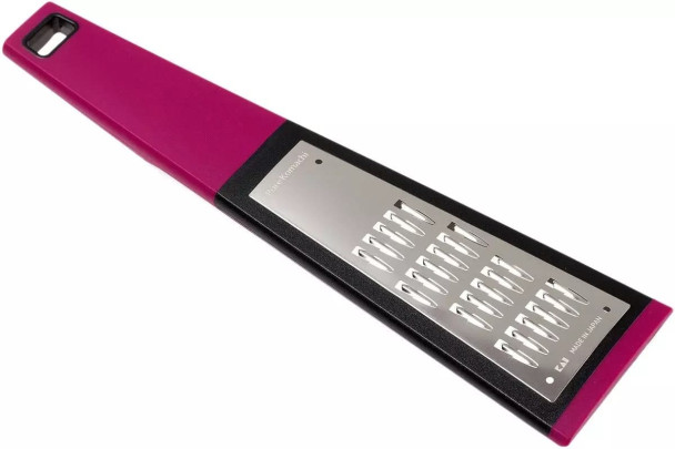 Терка мелкая для снятия цедры KAI SELECT100 PG-0003, рисунок лезвия Yabanemonyo (оперение стрелы) Терка мелкая для снятия цедры KAI SELECT100 PG-0003, рисунок лезвия Yabanemonyo (оперение стрелы)